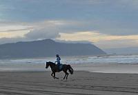 Halla beach canter zpsqvojfdx4